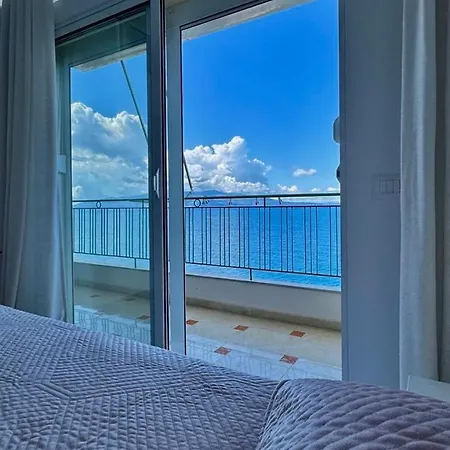 Miracle Sky Apartment