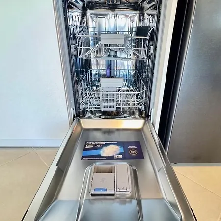 Miracle Sky Apartment *