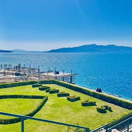 Vista View Promenade Apartment