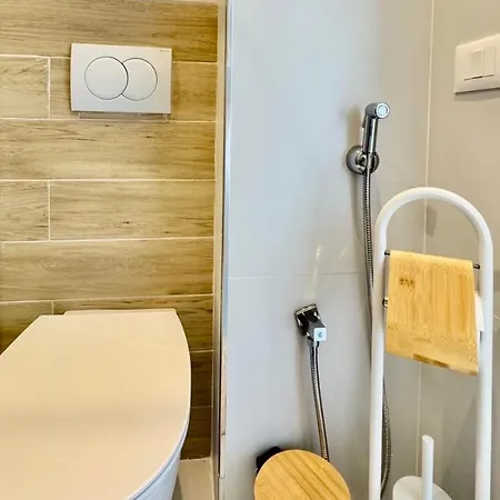 Miracle Sky Apartment