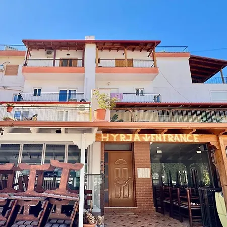 Miracle Sky Apartment