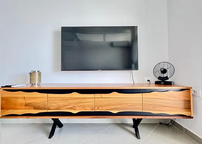 Miracle Sky Διαμέρισμα Σαράντα